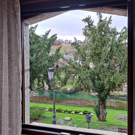 Apartamento Con Terraza Al Puente Romano Onís Eksteriør bilde